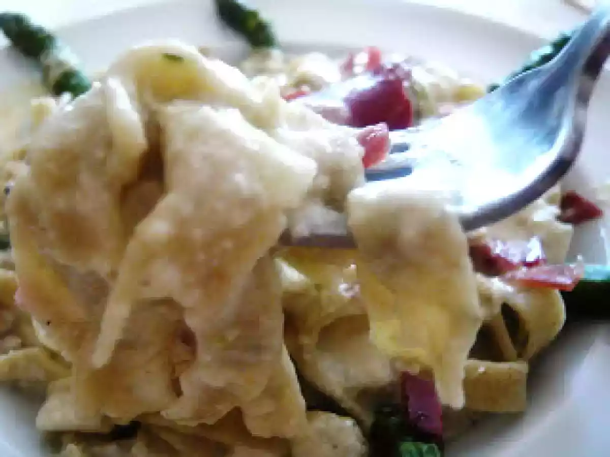 Pasta fresca de judías verdes con espárragos y pesto de limón - foto 4