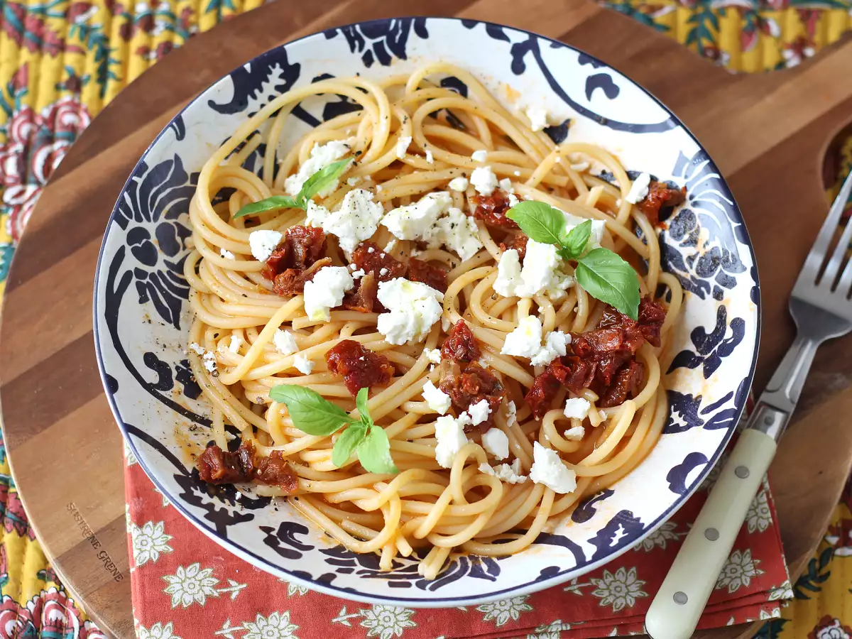 Pasta fría con gazpacho, una receta de verano fresca y sabrosa - foto 7