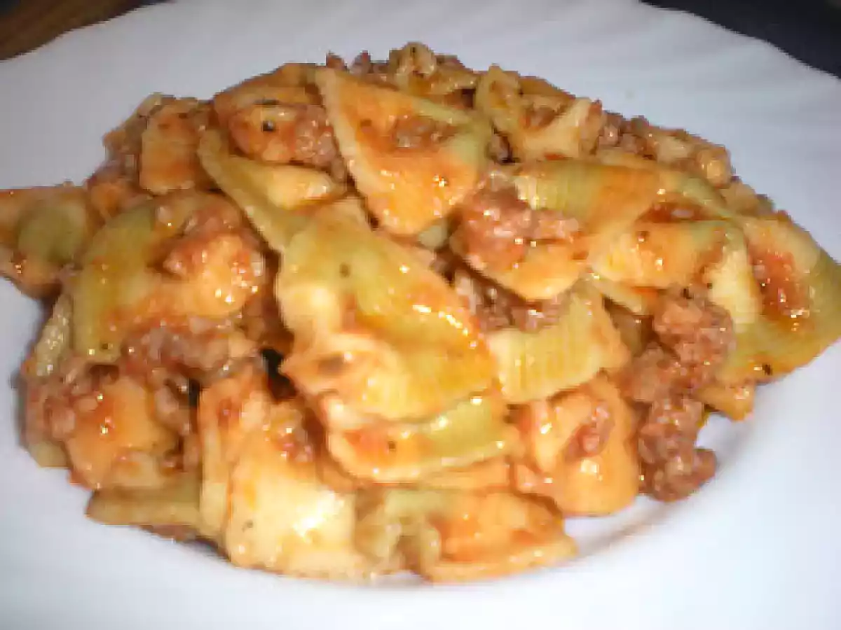 Pasta italiana con carne picada (farfalle multicolore) - foto 2