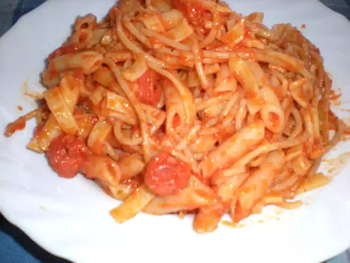 Pasta variada con chistorra