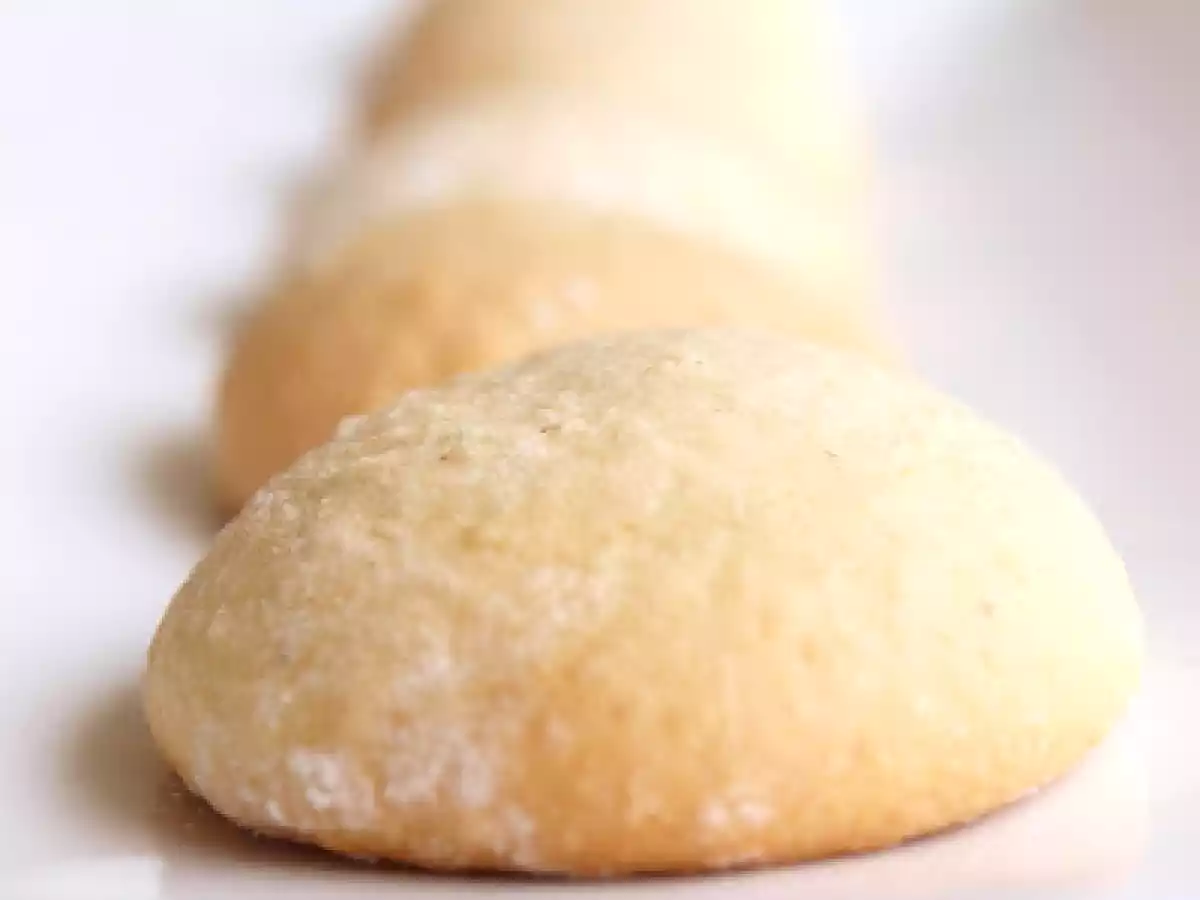 Pastas de limón y almendras