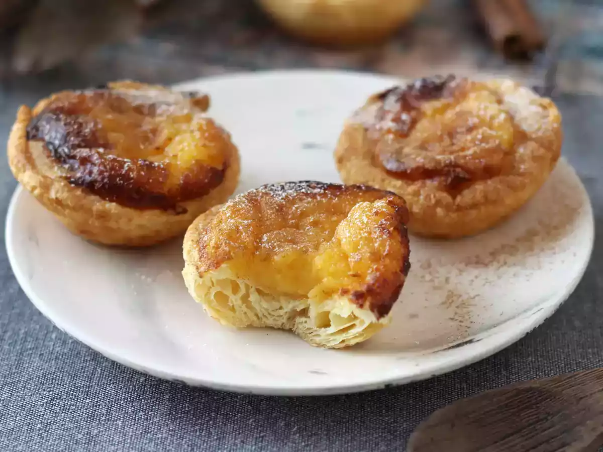 Pastéis de nata en freidora de aire. La receta fácil y rápida del tradicional dulce portugués