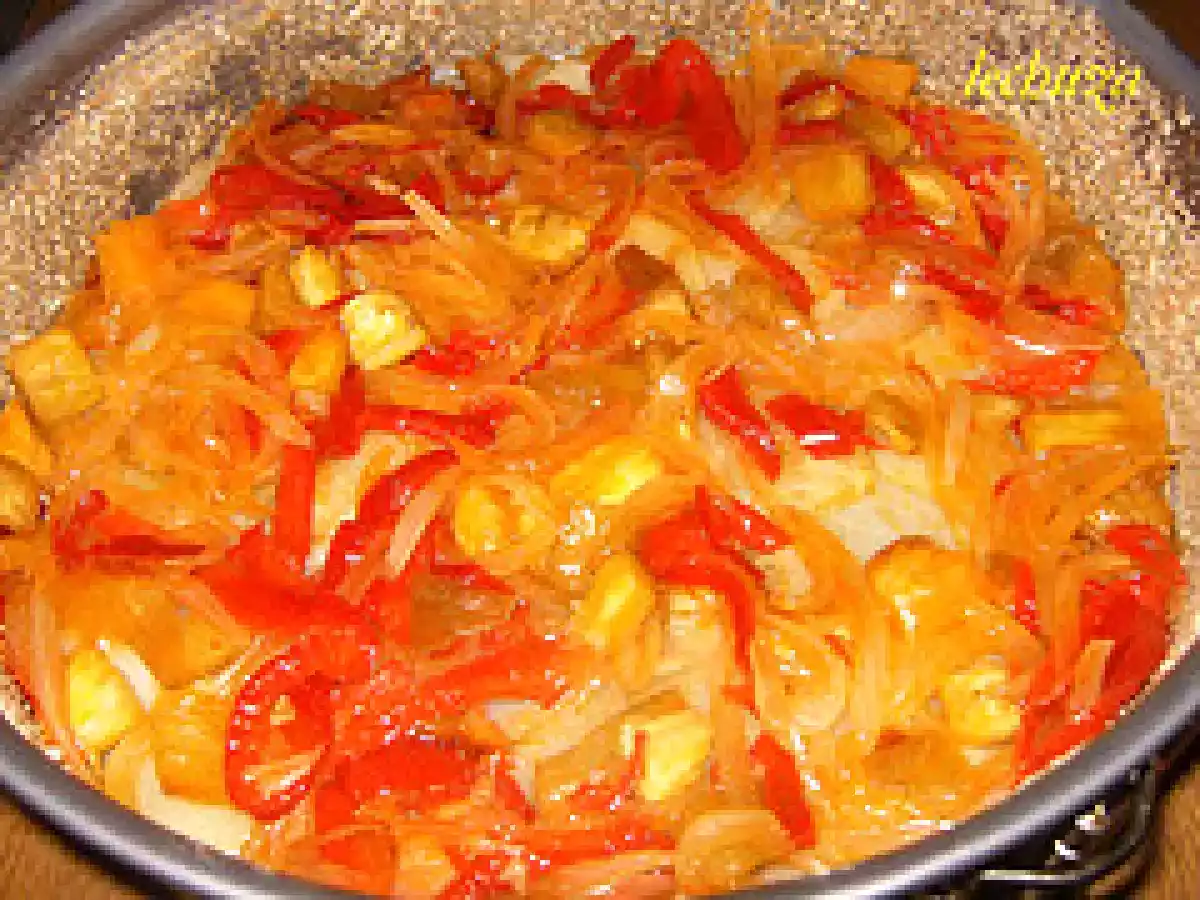 Pastel de bacalao, patatas y pimientos - foto 8