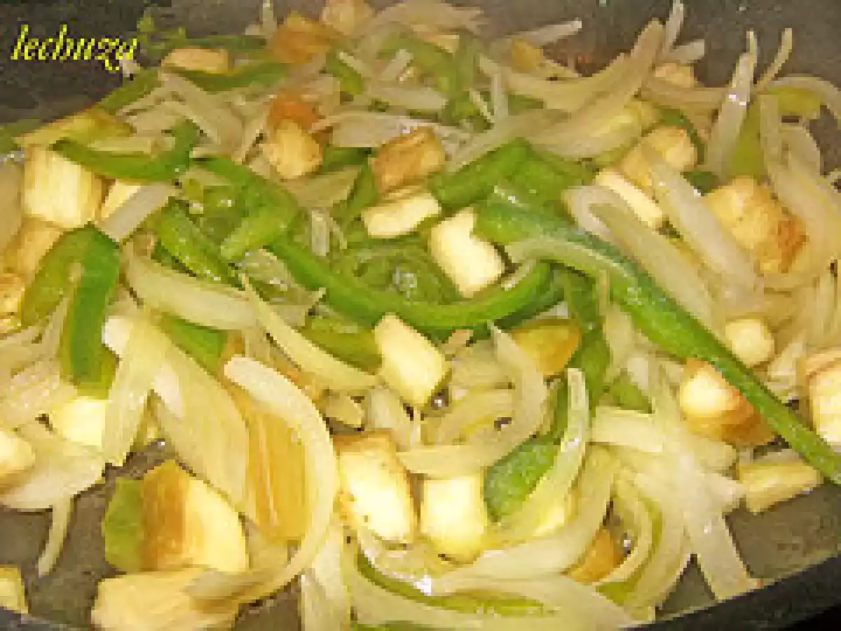 Pastel de bacalao, patatas y pimientos - foto 12