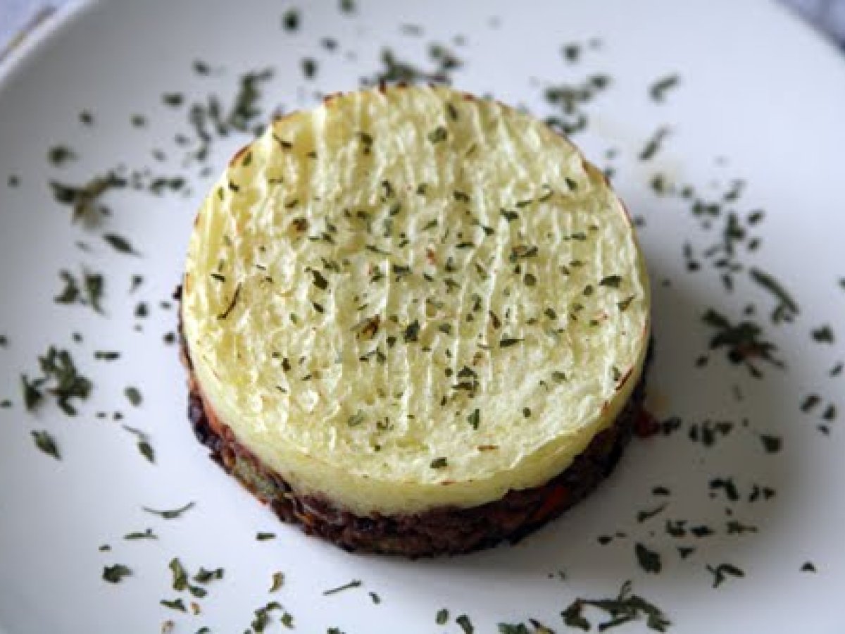 Pastel de carne con pasas y patata Receta Petitchef