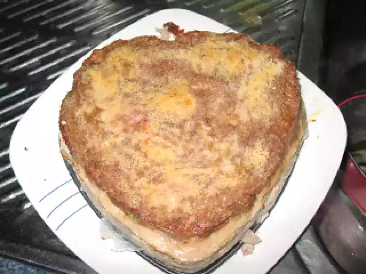 Pastel de carne picada con pimientos y calabacín