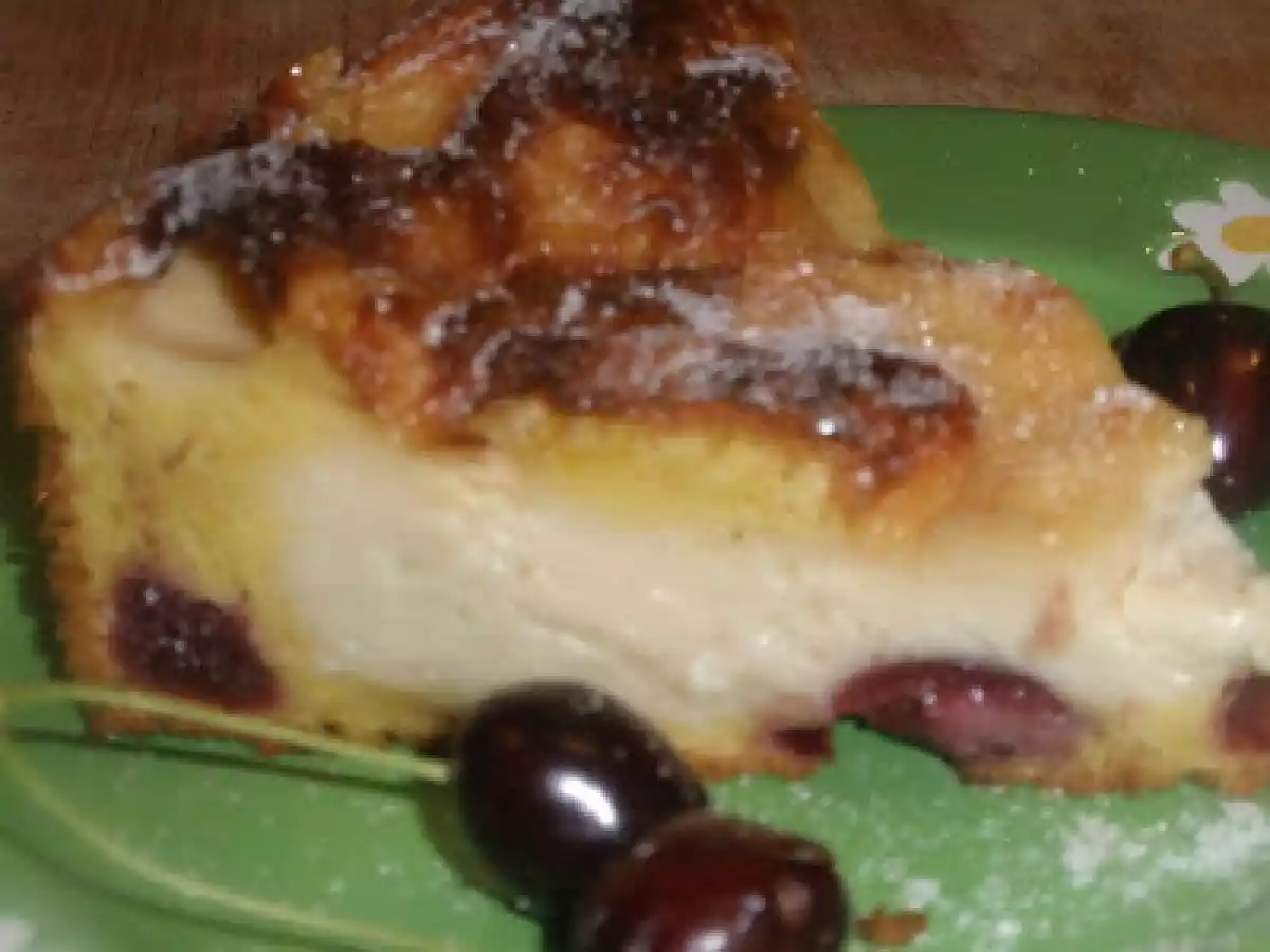 Pastel de cerezas y crema de vainilla - foto 2