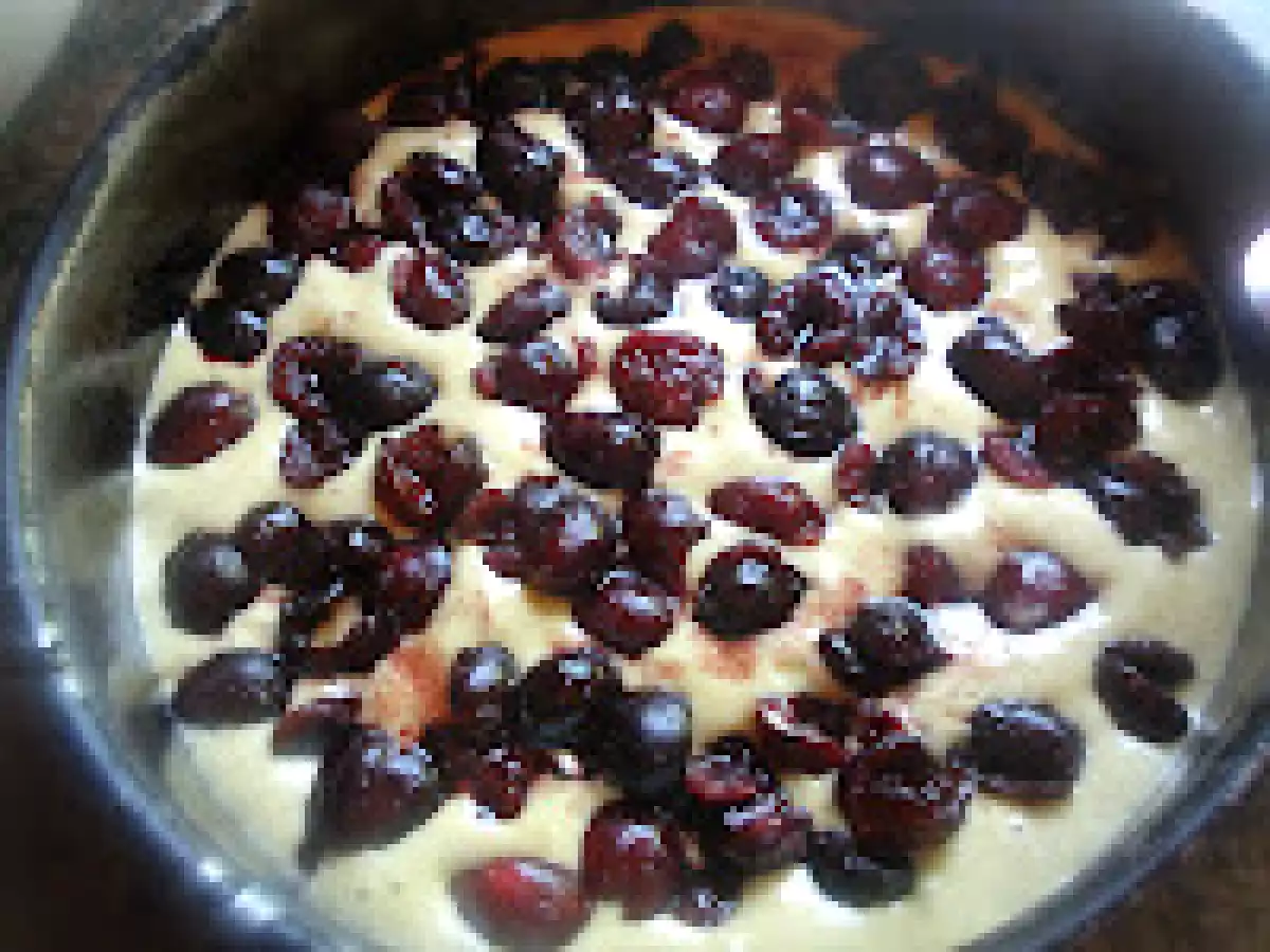 Pastel de cerezas y crema de vainilla - foto 4