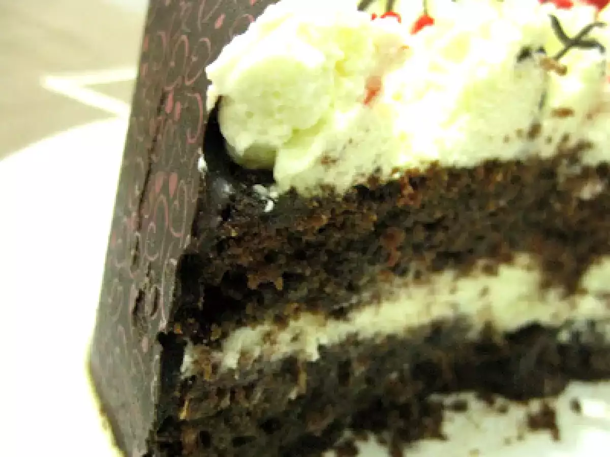 PASTEL DE CHOCOLATE, NATA Y CORONA CON TRANSFER - foto 5