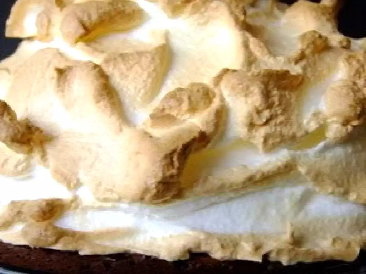 Pastel de chocolate sin harina con topping de merengue francés - foto 2