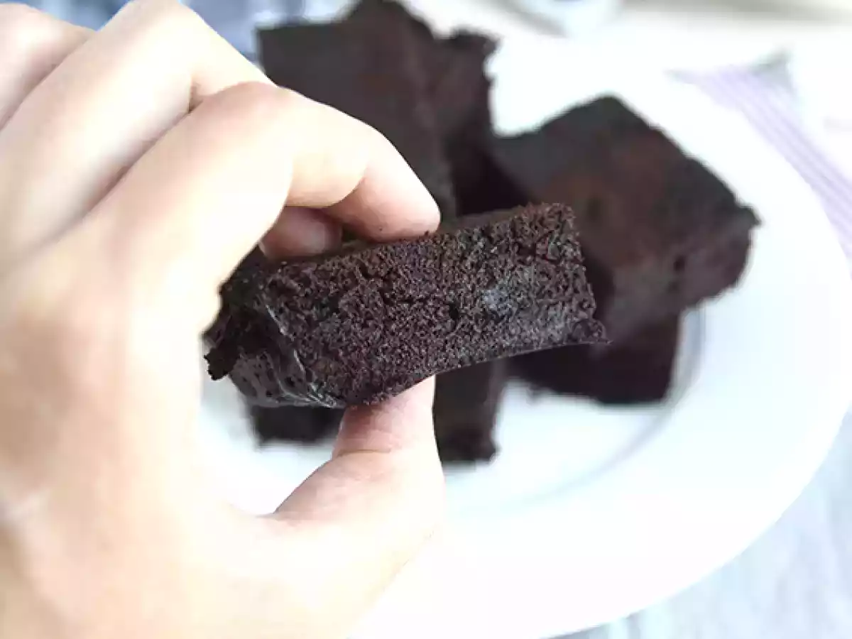 Pastel de chocolate sin huevos, sin horno, sin lactosa - foto 2