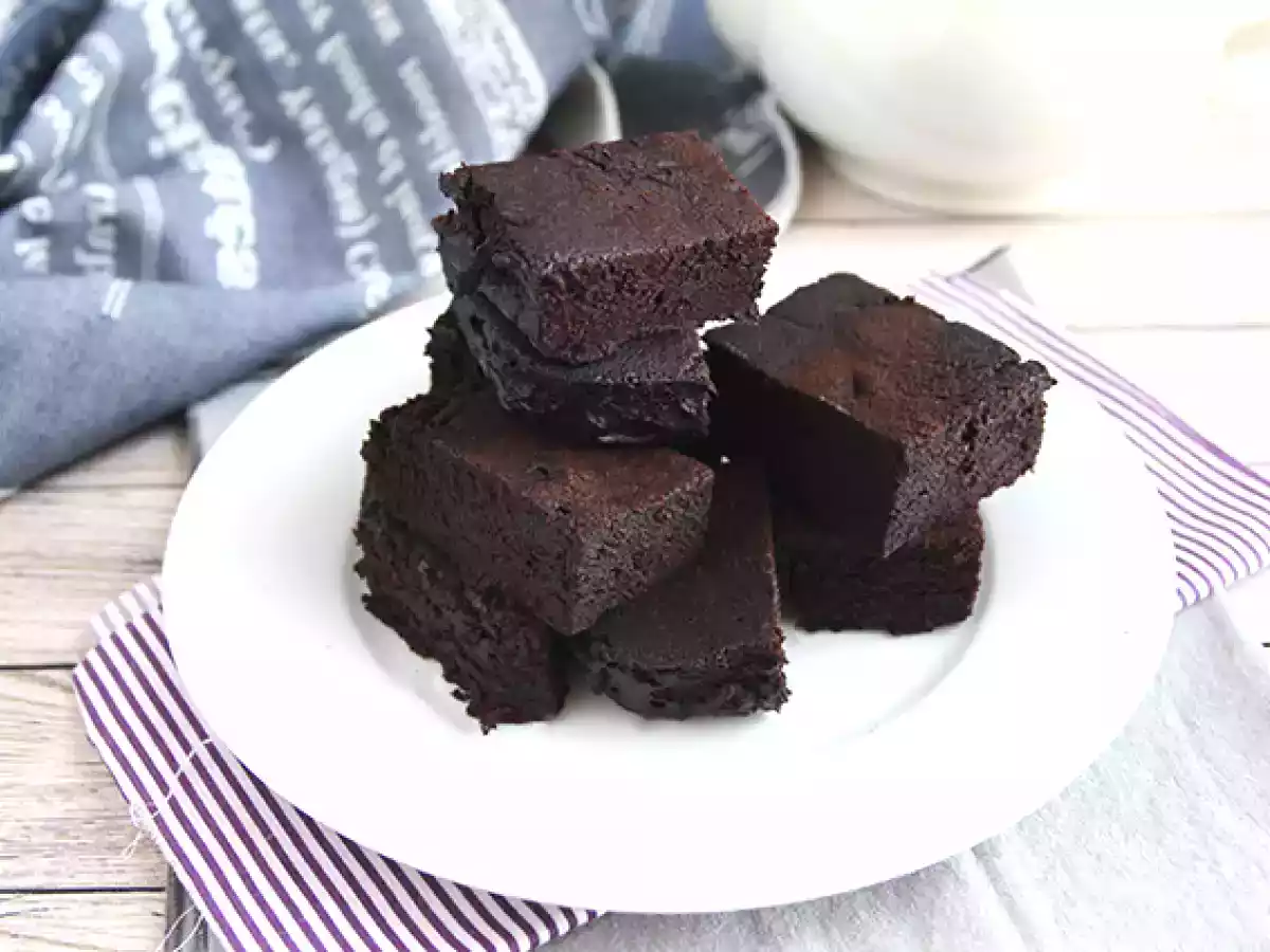 Pastel de chocolate sin huevos, sin horno, sin lactosa - foto 5