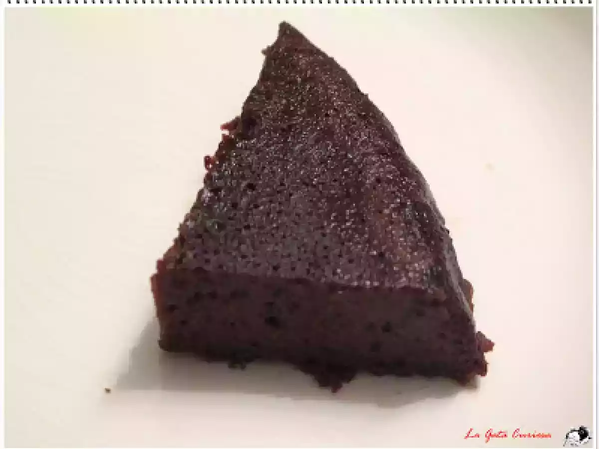 PASTEL DE CHOCOLATE TRUFADO