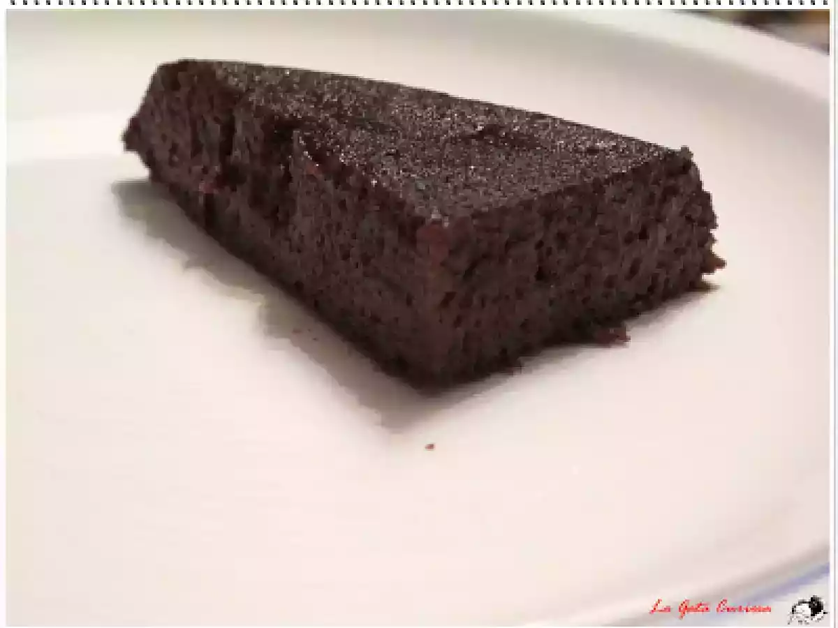 PASTEL DE CHOCOLATE TRUFADO - foto 2