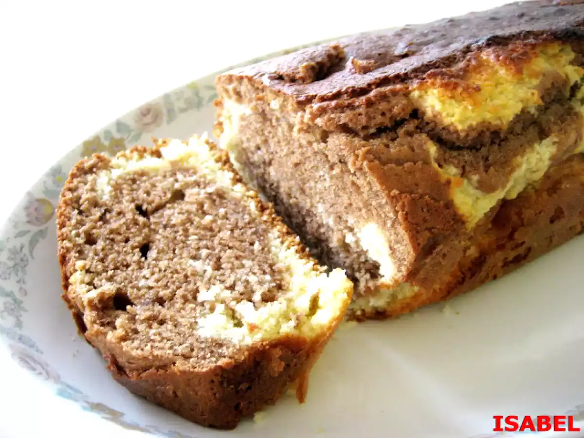 Pastel de coco y chocolate