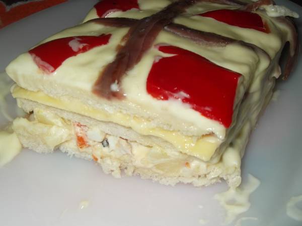 PASTEL DE ENSALADILLA