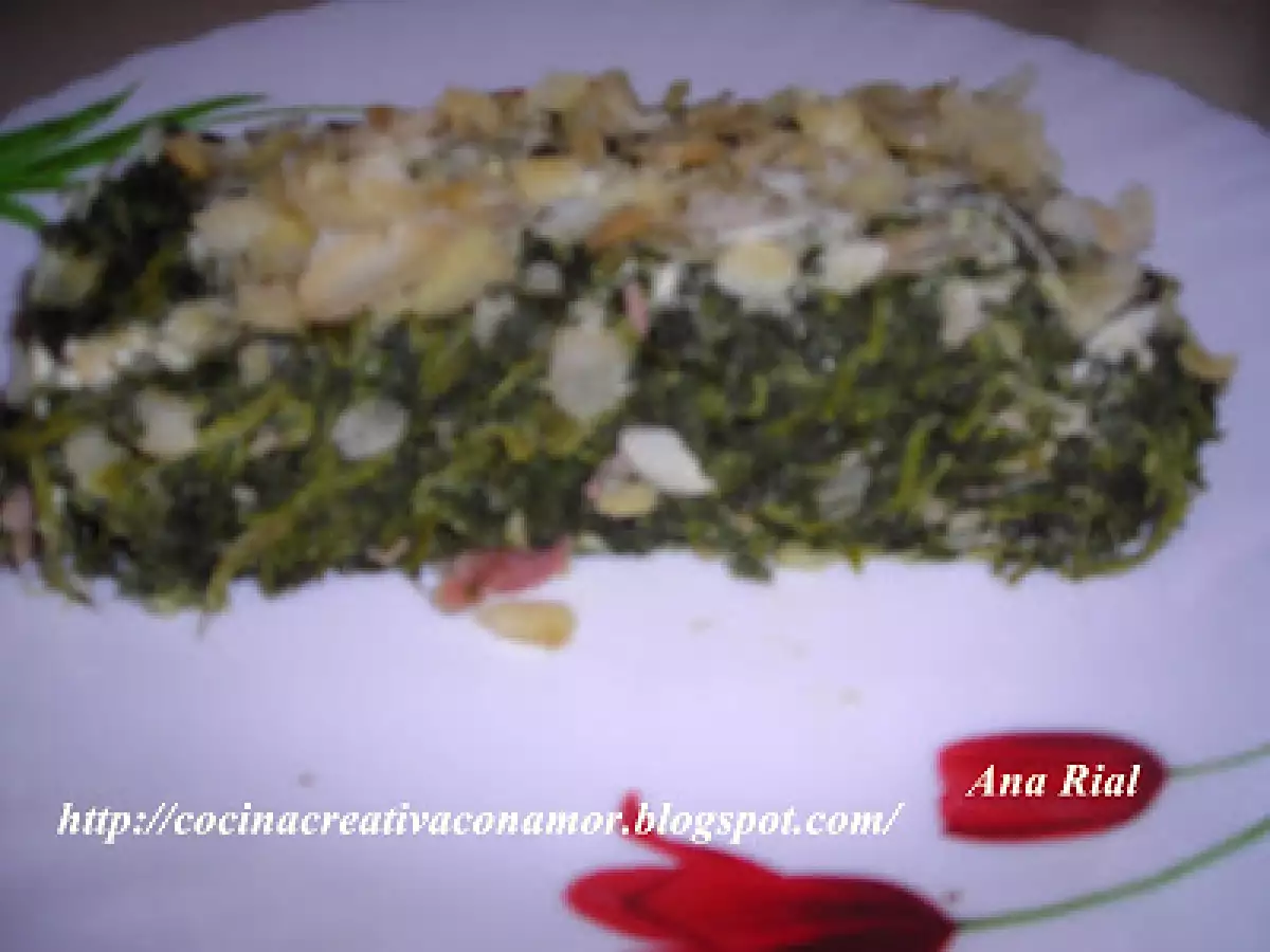 Pastel de espinacas con almendras