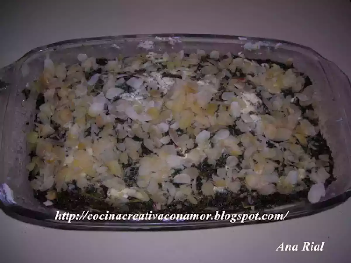 Pastel de espinacas con almendras - foto 2