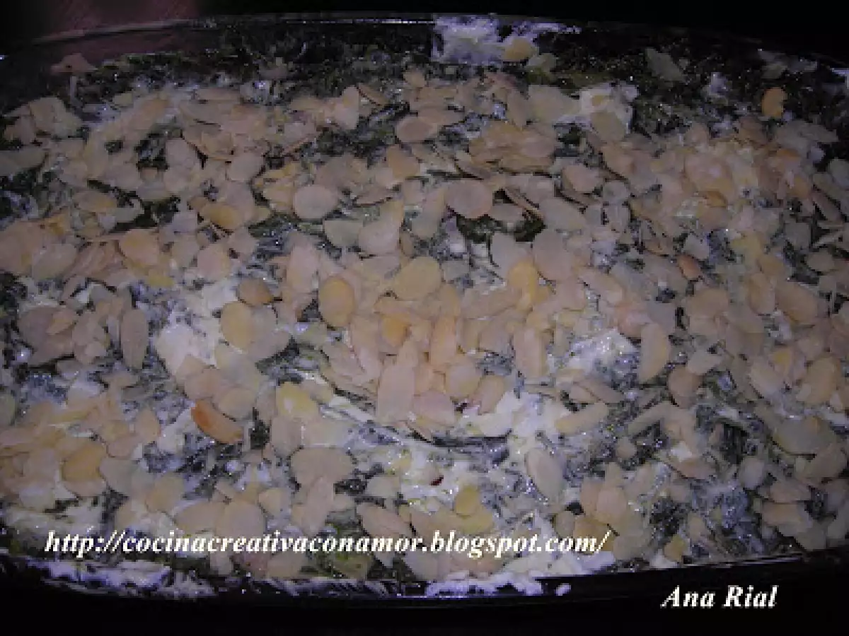 Pastel de espinacas con almendras - foto 4