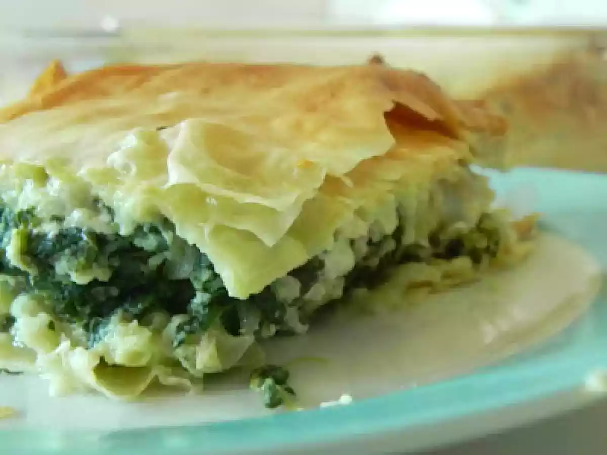 Pastel de espinacas y feta / Spanakópita - foto 3