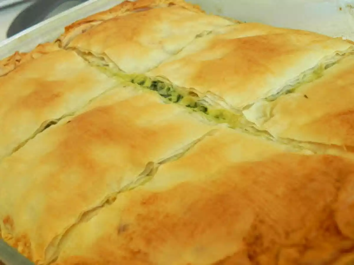Pastel de espinacas y feta / Spanakópita - foto 4