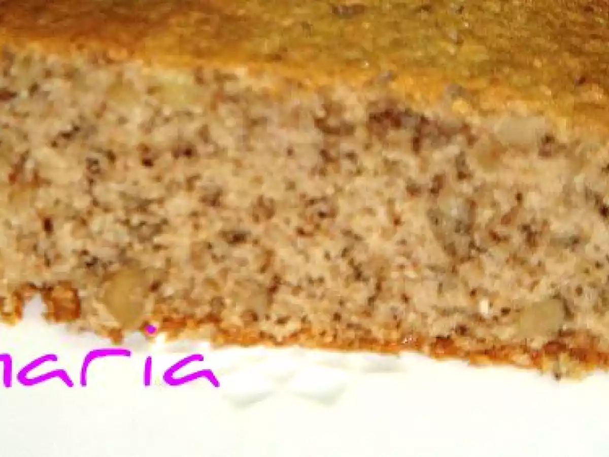 Pastel de harina de castañas con nueces