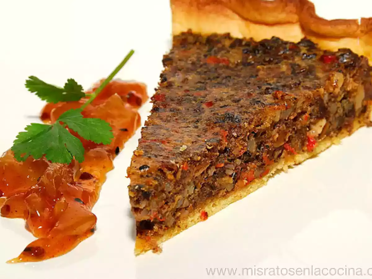 Pastel de morcilla y frutos secos