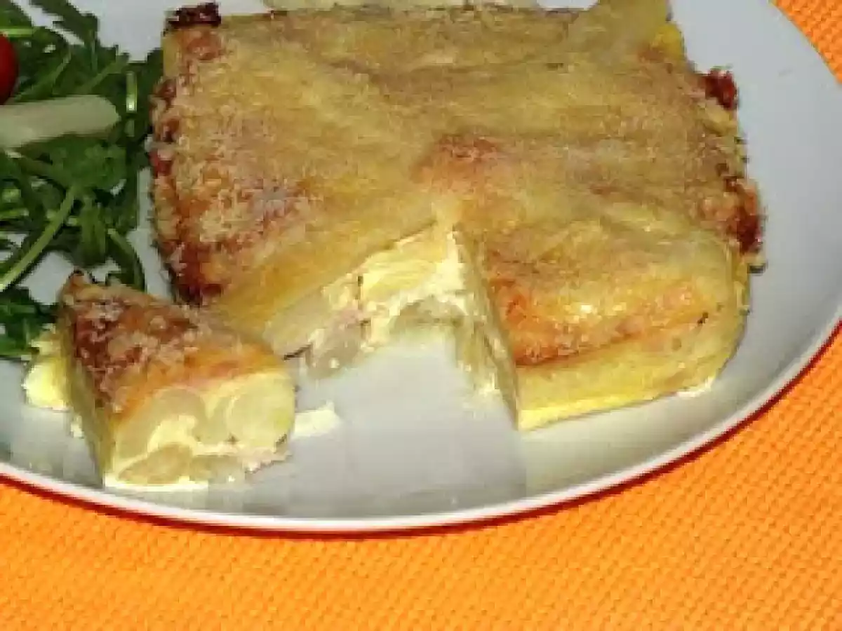 Pastel de Palmitos y Espárragos Blancos