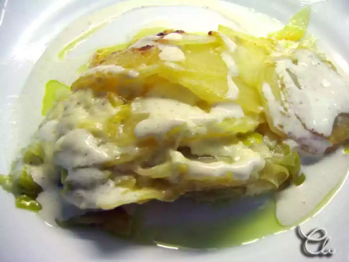Pastel de patatas, puerros y mascarpone