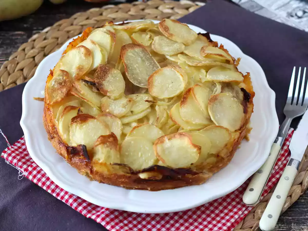 Pastel de patatas y queso raclette