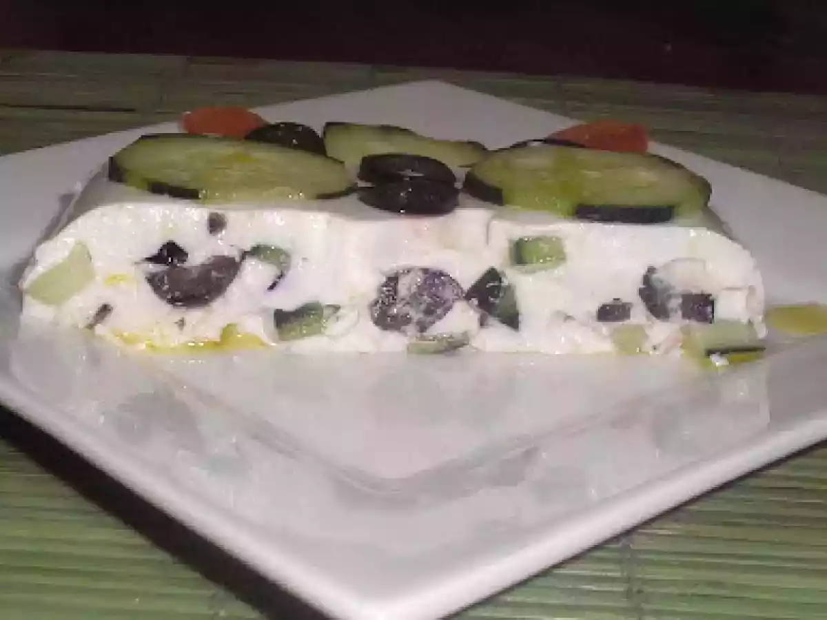 PASTEL DE PEPINO A LA MENTA.
