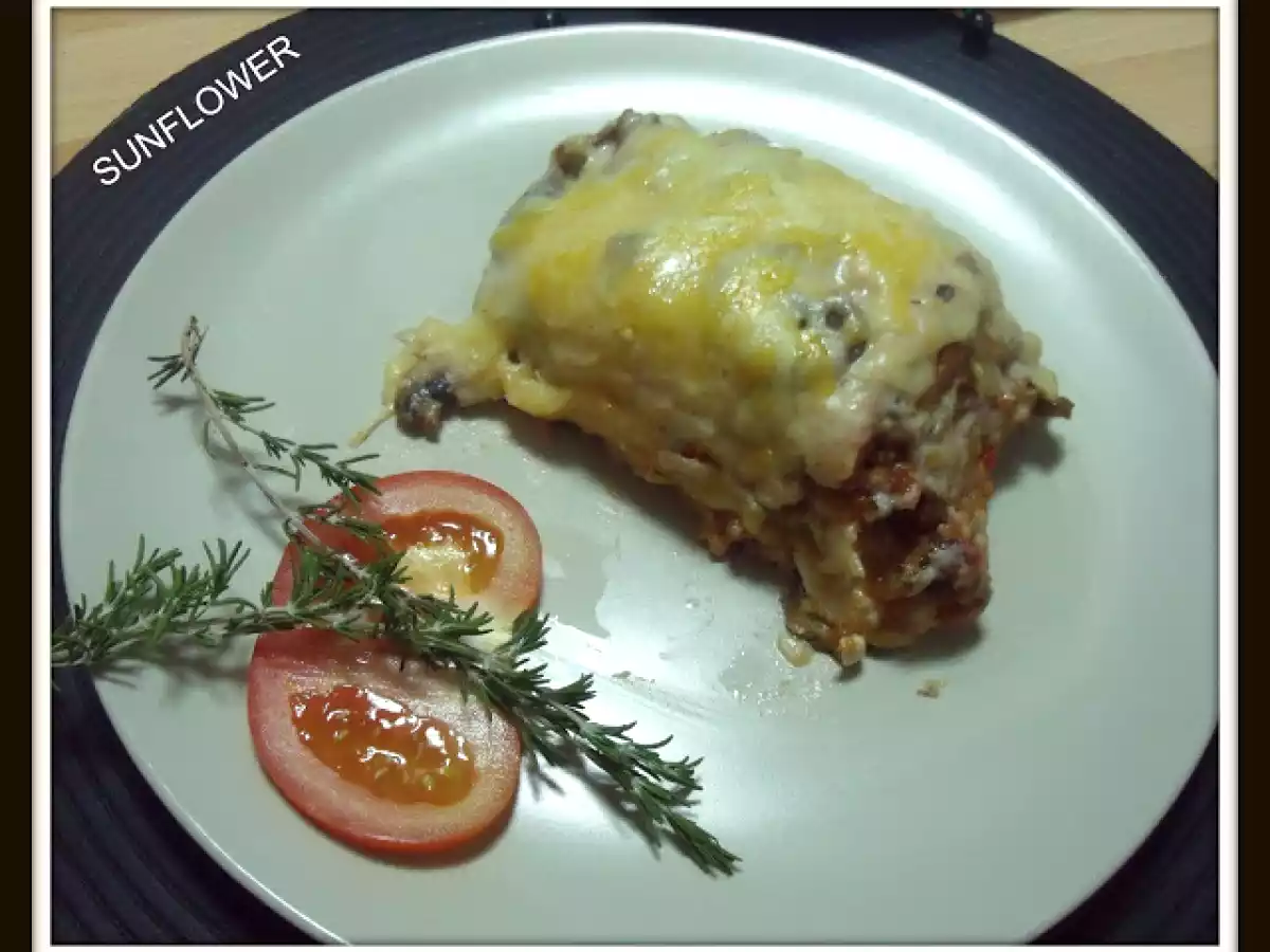 Pastel de pisto con bechamel de champiñones (paso a paso)