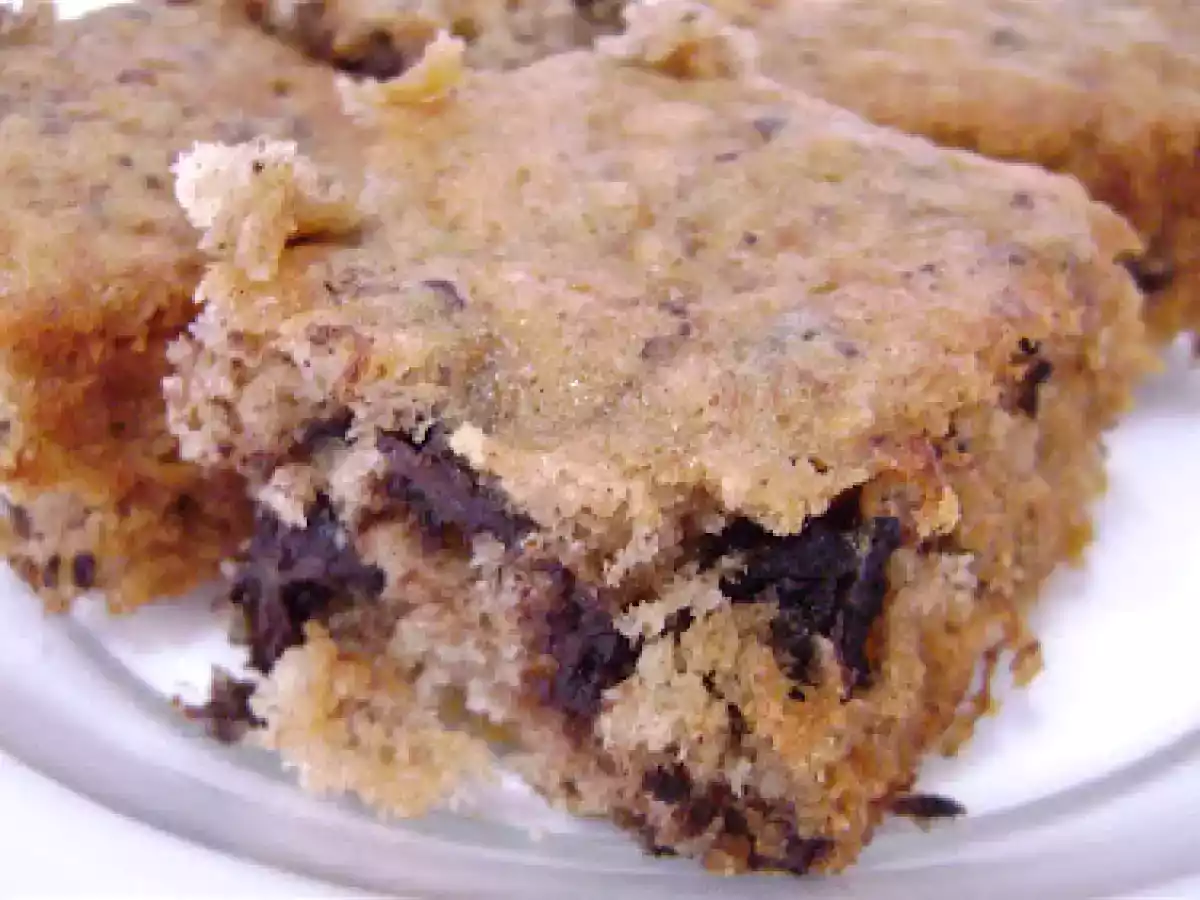 PASTEL DE PLATANO, CANELA Y PEPITAS DE CHOCOLATE