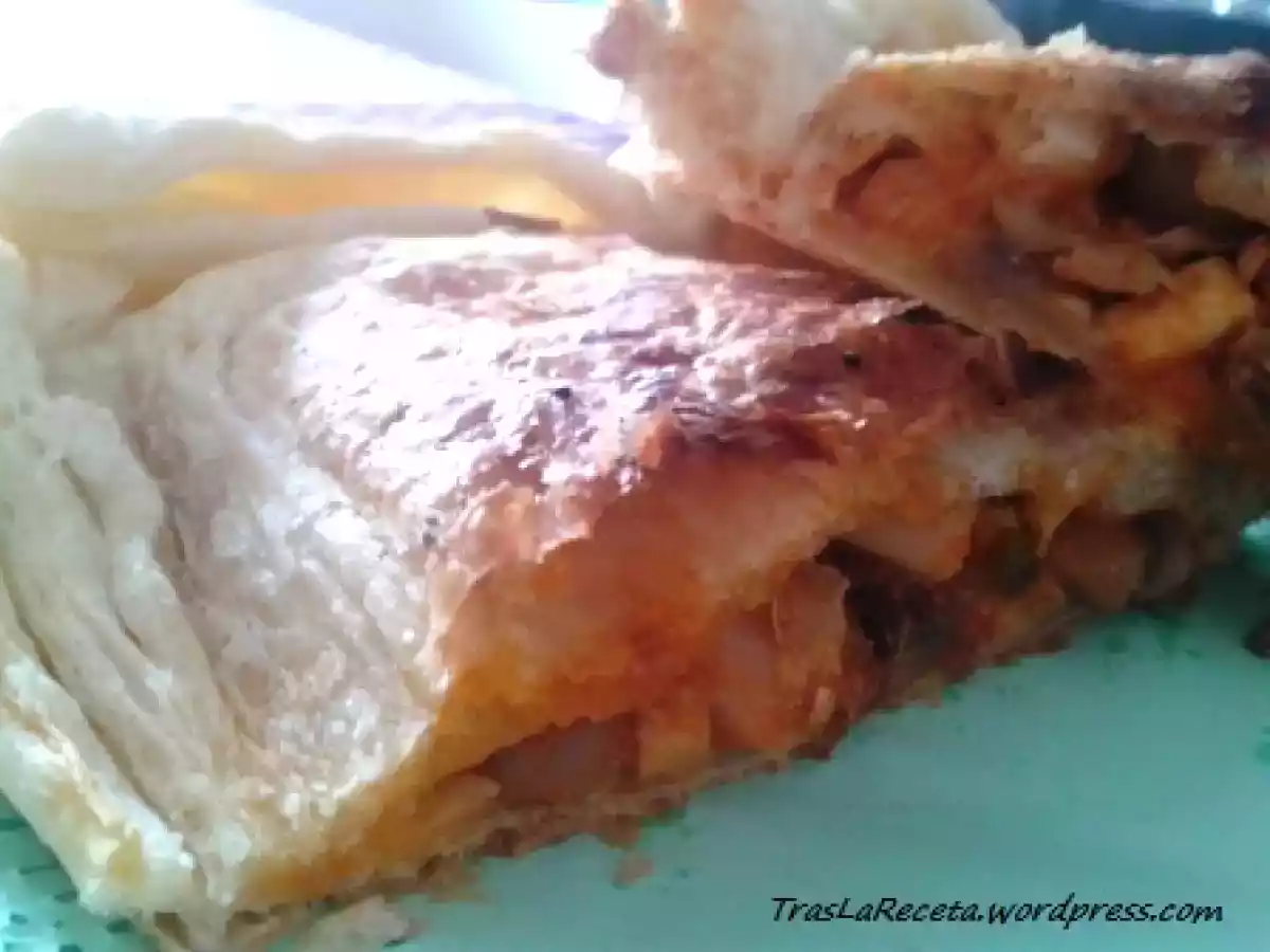 Pastel de pollo con champiñones