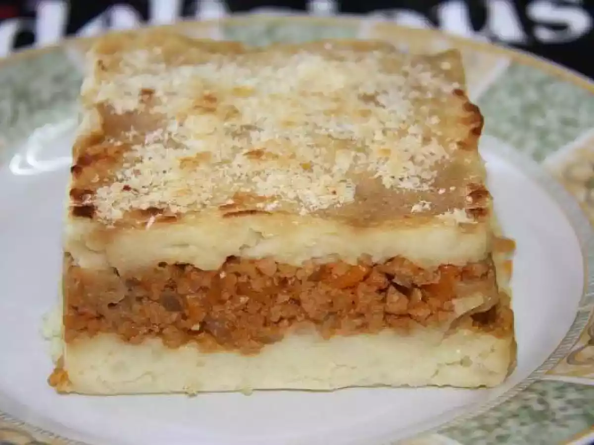 Pastel de soja texturizada y patata con calabaza