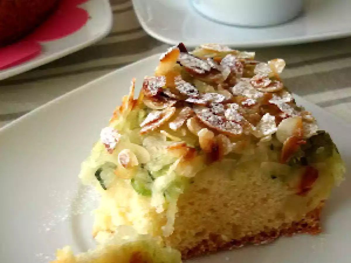 Pastel dulce de calabacin y almendras - foto 8