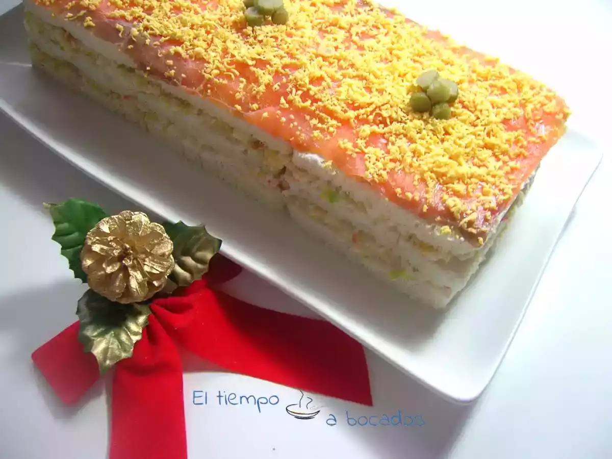 Pastel frío con salmón ahumado