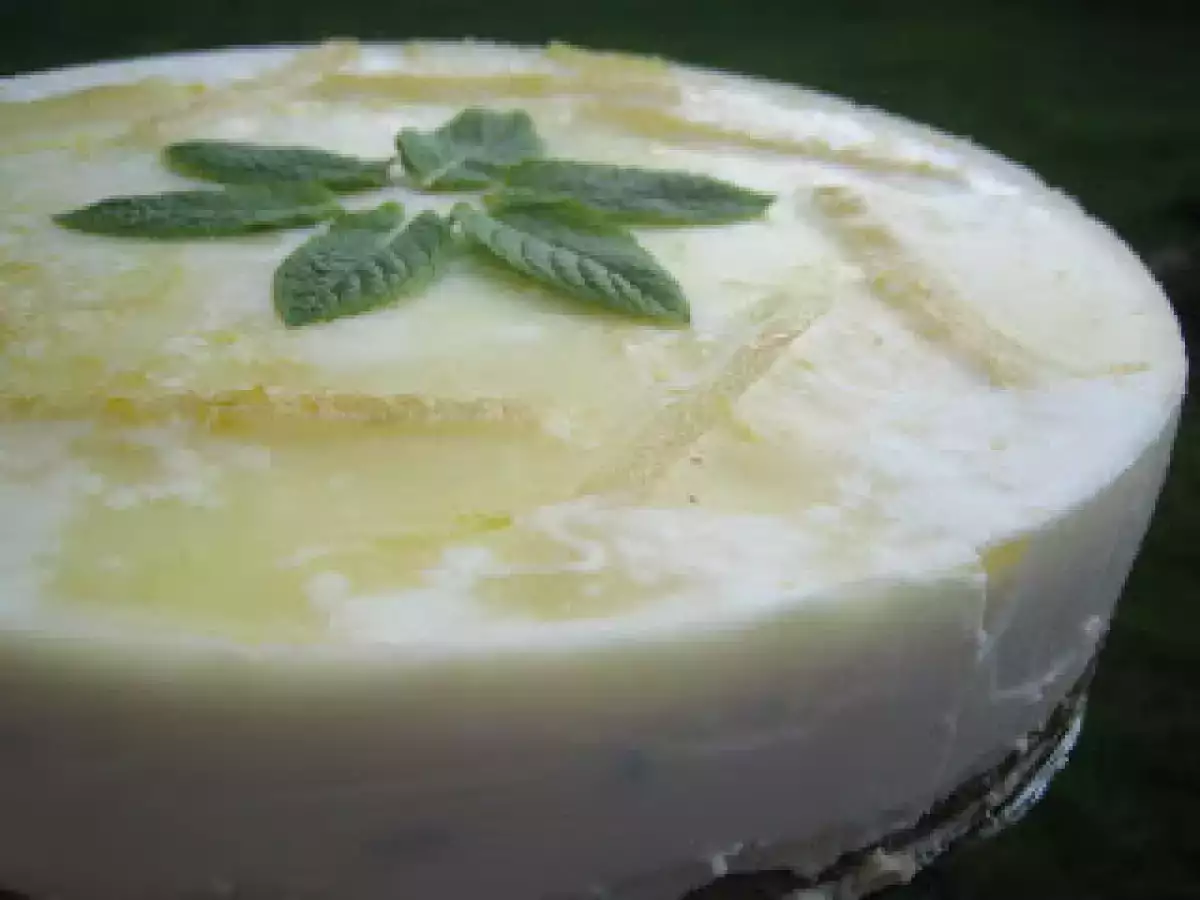Pastel helado de limón