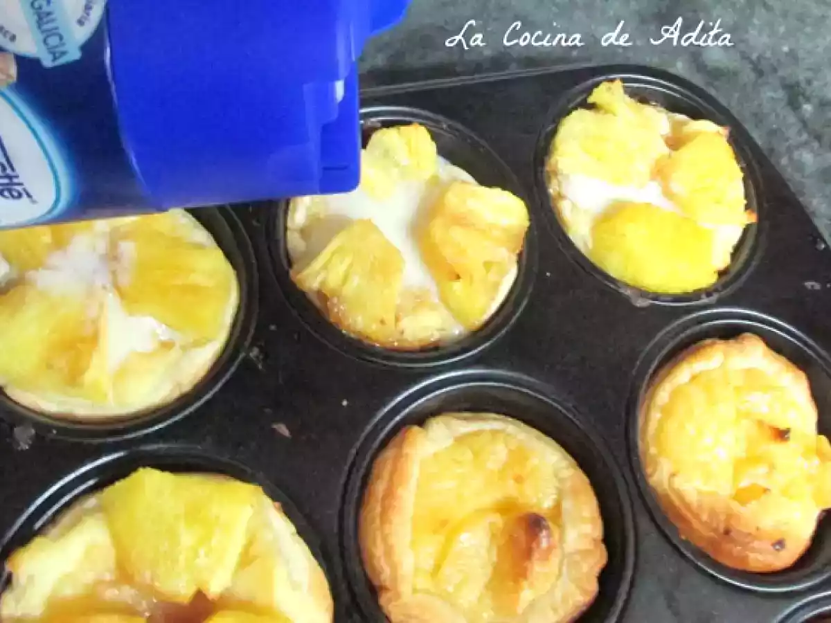 Pasteles de crema con piña - foto 11