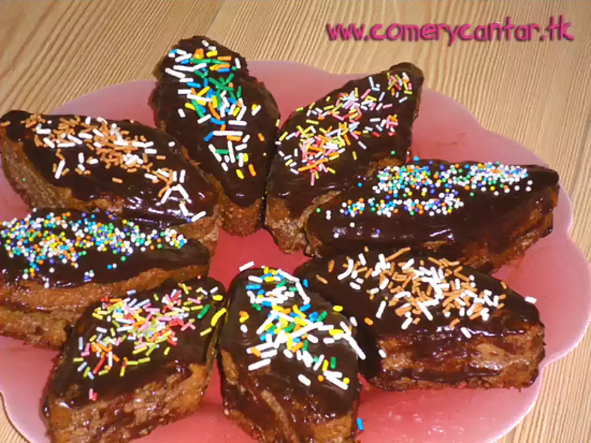 Pastelitos con bizcocho de buttermilk y relleno de buttercream de petitsuise - foto 2