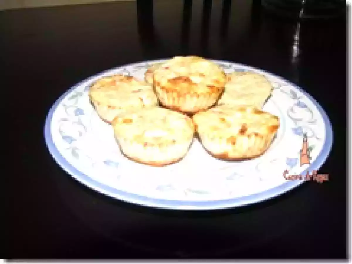 PASTELITOS DE ATUN