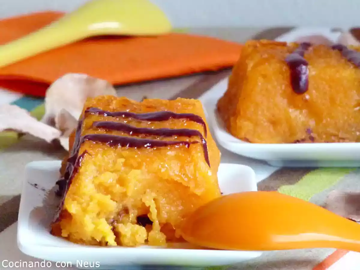 Pastelitos de boniatos bañados con chocolate