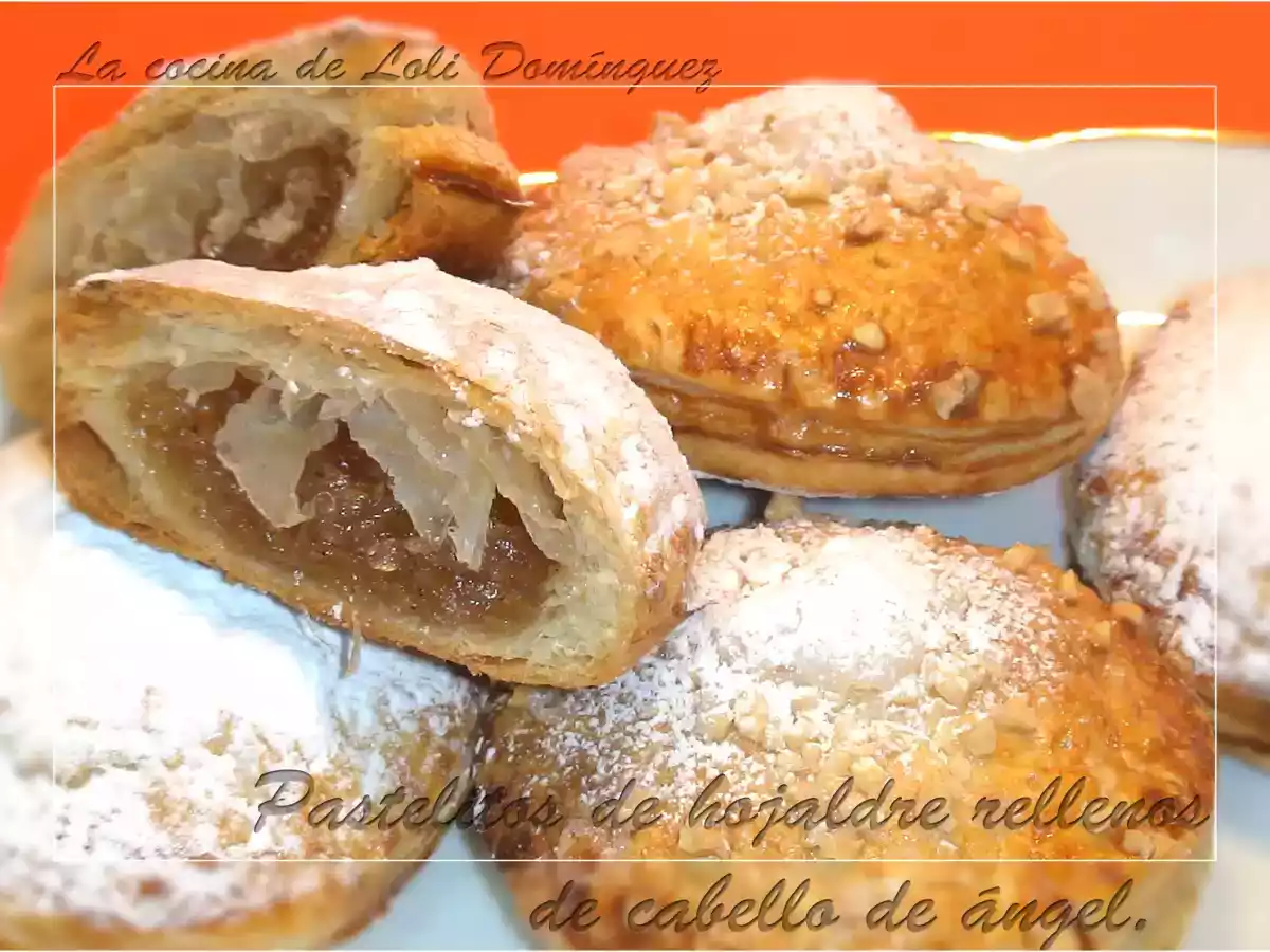 Pastelitos de hojaldre rellenos de cabello de ángel