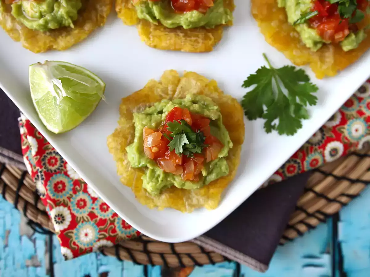 Patacones con hogao y guacamole, ¡un viaje a la cocina latinoamericana! - foto 6