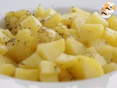 Cómo cocer patatas en agua o microondas, enteras o partidas