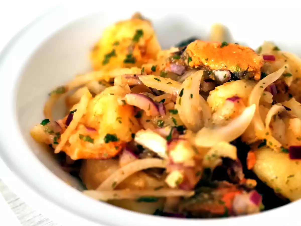 Patatas aliñadas con mejillones