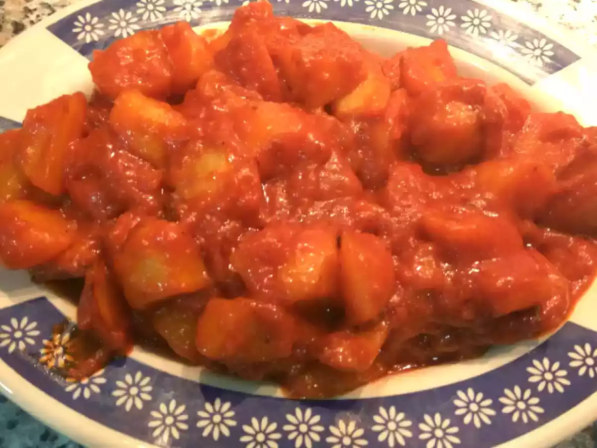 Patatas Bravas Estilo Chicote