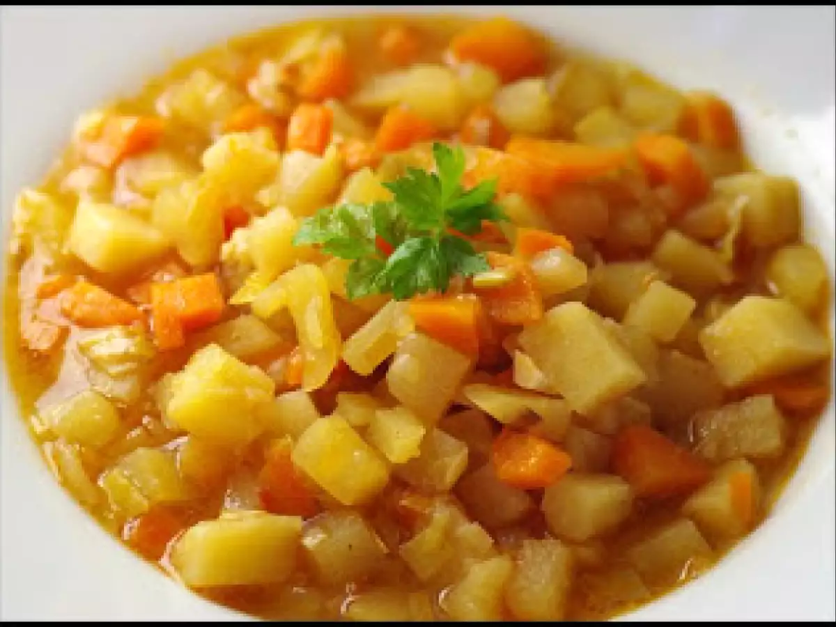 Patatas con caldo