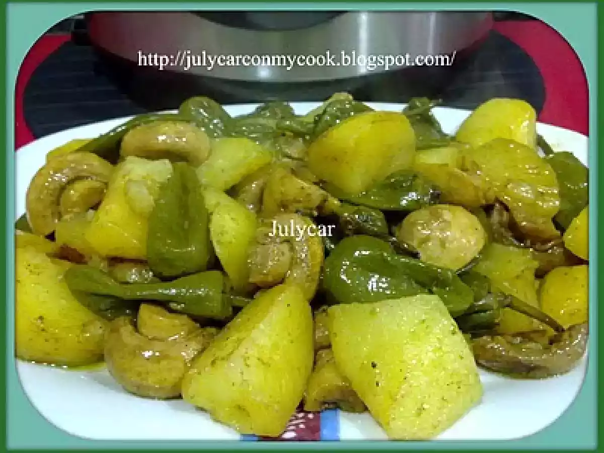 Patatas con champiñones y pimientos de piquillo al laurel olla GM D