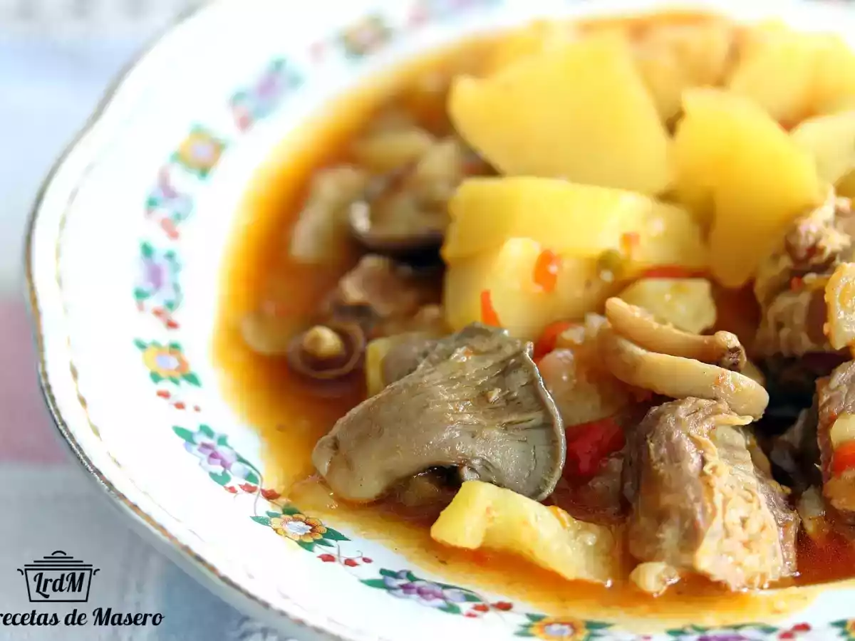 Patatas con costillas en olla a presión